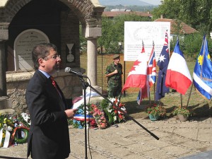 Ambassador Stephen Wordsworth:Dëbimi i ambasadorëve pengon Serbinë