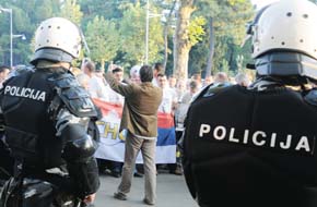 Mal i Zi, “blindohet” qeveria pas njohjes së pavarësisë