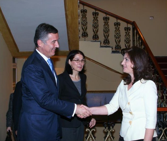 Kryetarja e Kuvendit pret në takim Kryeministrin e Malit të Zi