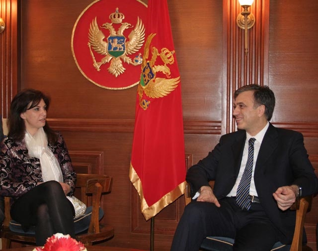 Kryetarja e Kuvendit të Shqipërisë Jozefina Topalli,takon Presidentin e Malit të Zi, Vujanoviq – Video