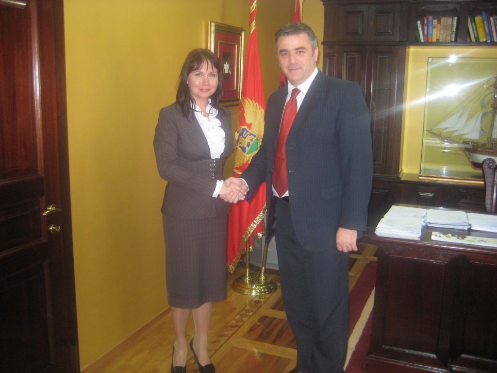 Në Ulqin qëndroi për vizitë pune Ambasadorja e Ukrahinës në Podgoricë Oksana Sljusarenko