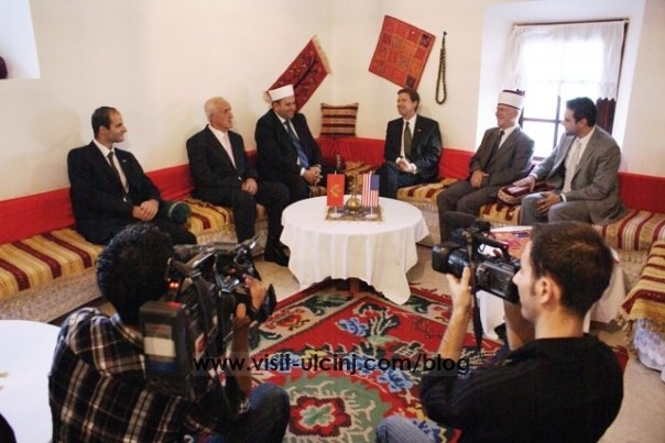 U.S. Ambassador Roderick W. Moore hosted an Iftar dinner in Ulcinj