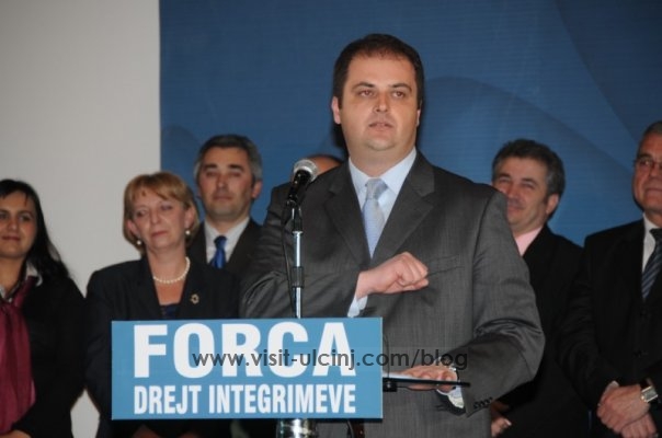 Predstavnici albanskih stranaka tvrde da ne?e popustiti u vezi izbornog zakona