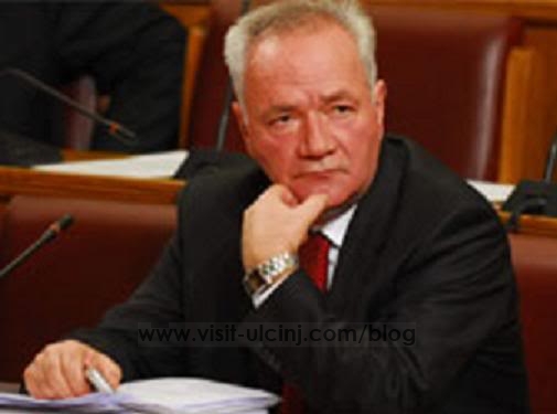 Dinosha: Shqipëria t’i ndihmoj shqiptarët në Mal të Zi