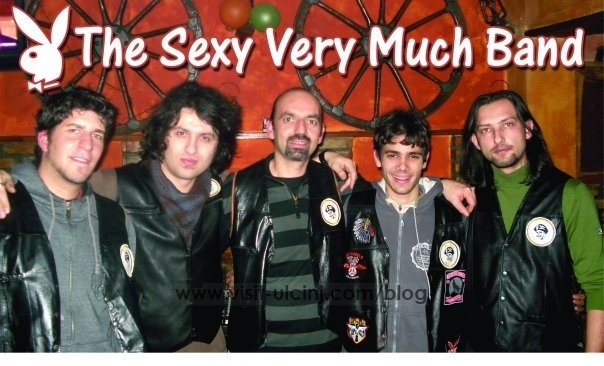 Grupi Rock “THE SEXY VERY MUCH” i kerkuar nga fansat