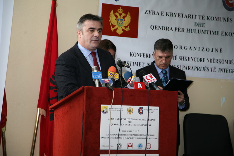 Gzim Hajdinaga na konferenciji o turizmu 2.04.2010
