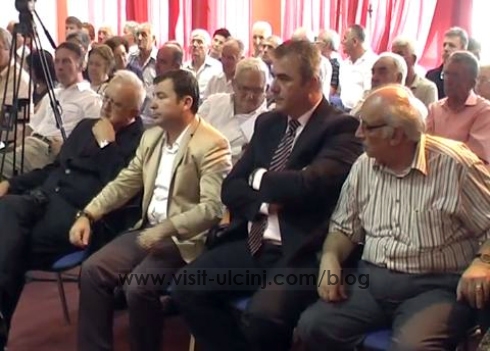 Vangjush Dako _ Gezim Hajdinaga.1 Vangjush Dako _ Gezim Hajdinaga.1