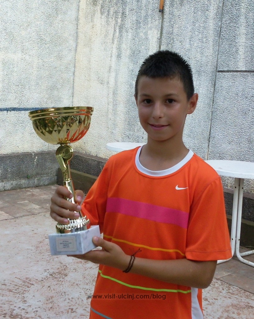Rrezart Cungu fitues  i turnirit  të tenisit në Kotor