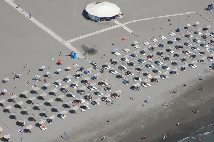 Bie numri i turistëve në Ulqin