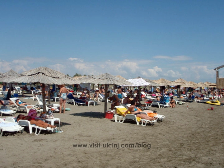 Ulqini kësaj vere rikthen shkëlqimin turistik