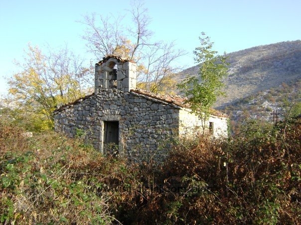 Ftjani – Kisha në Mustafaj