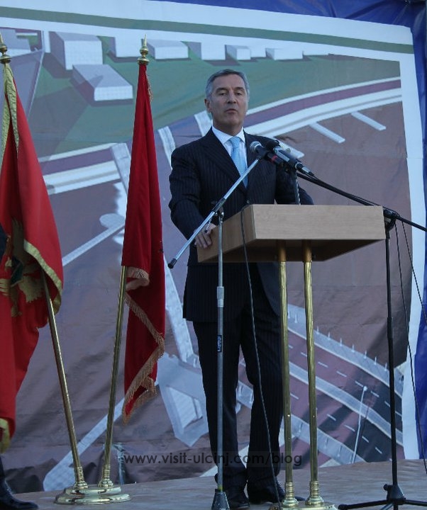Milo Đukanović ozvaničio početak izgradnje mosta na Port Mileni