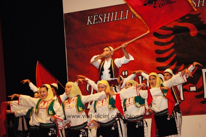 Festa e Flamurit u festua edhe në Ulqin