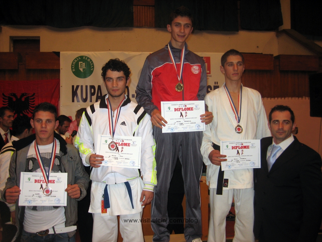Klubi i karatesë Ulqini: Shtatë  medalje  të  arta