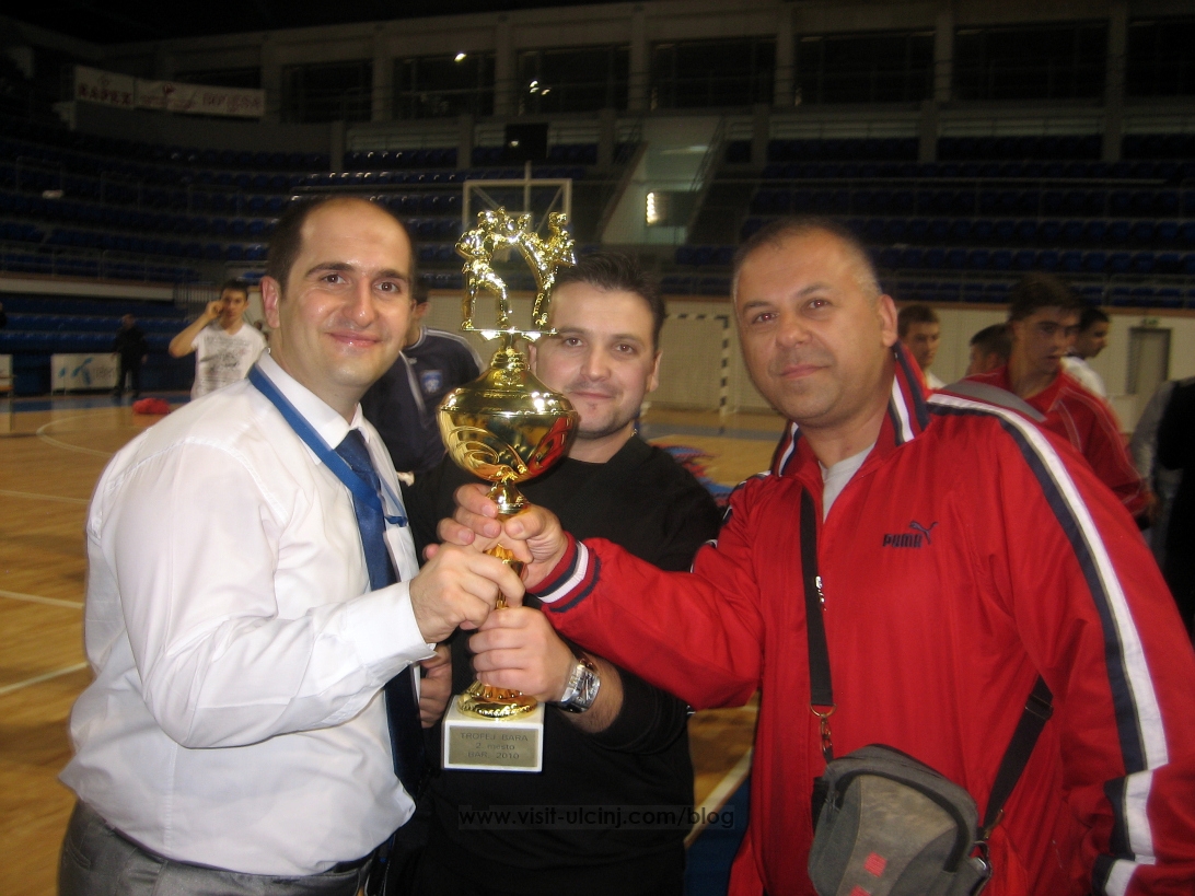 Klubi i Karatesë “Ulqini” u kurorëzua me 71 medalje dhe 1 kupë