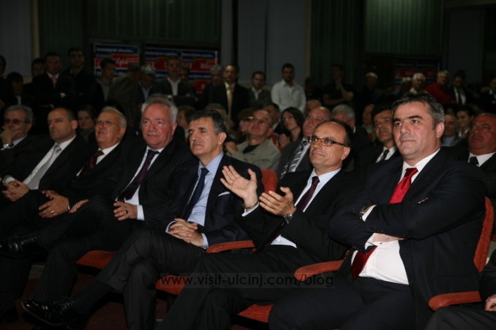 Marrëveshja për bashkëqeverisje në komunën e Ulqinit do të nënshkruhet të shtunen – Video