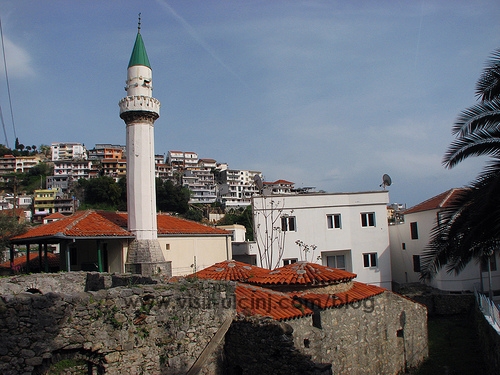 Xhamia e Ali Pashës me hamame të vitit 1719 renovohet