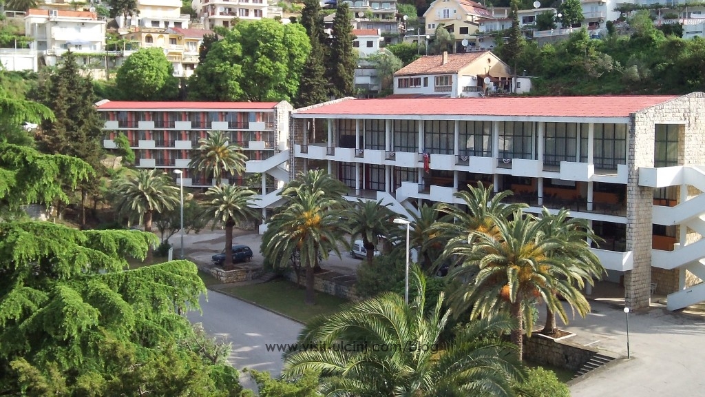 Hotel Mediteran Resort ne Ulqin pritet me 5 yje