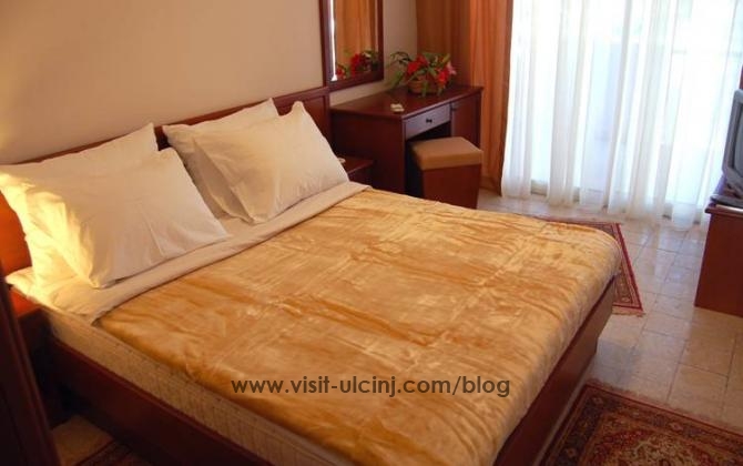 guestroom+hotel+mediteran+resort_ulqin