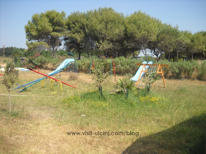Lodrat e femive_Restorant Pizeria Tropicana Beach_Ulqin_Ulqini.3