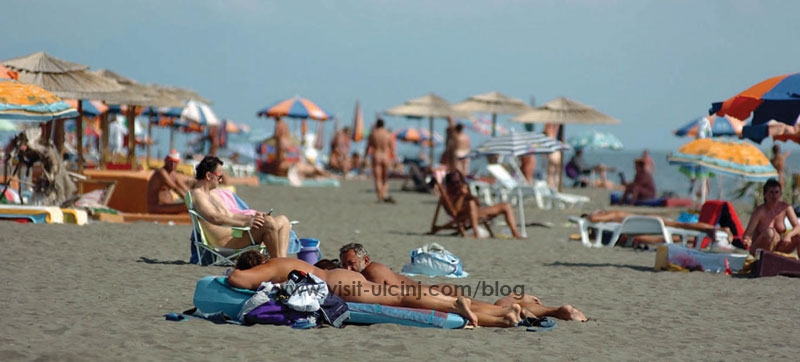 Pune plaze Ade Bojana_nudisticki turisti