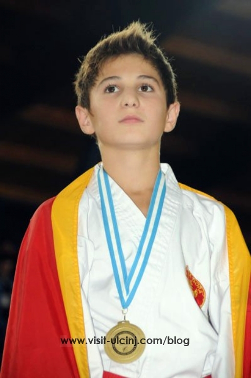 Adonis Markashi merr pjesë ne kampionatin e Qipros me 21-27 shtatore