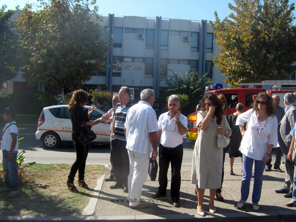 Policija: Lažna dojava o bombi SO Ulcinj – Video