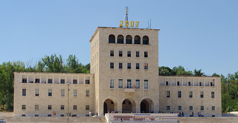 Studentët shqiptarë nga Mali i Zi në Shqipëri si të tjerët