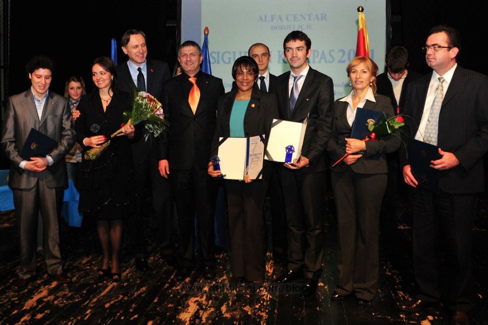 Svecana dodjela priznanja Dritanu Abazovic_Siguran kompas 2011.1