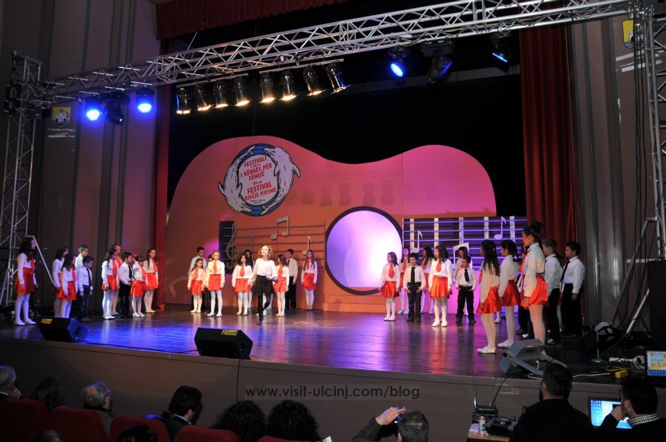 Përfundon në Ulqin festivali VII i këngës për fëmijë 2012