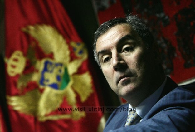 Milo Đukanović: Crna Gora ne duguje Albancima