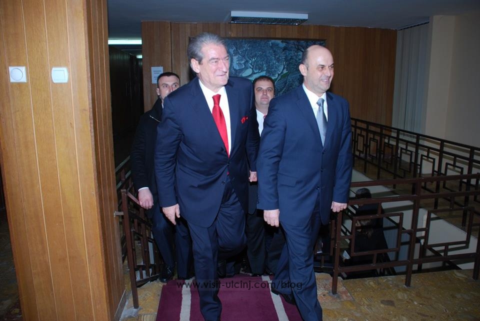 Nazif Cungu - Mayor of the Municipality of Ulcinj - The Prime Minister - Sali Berisha.1