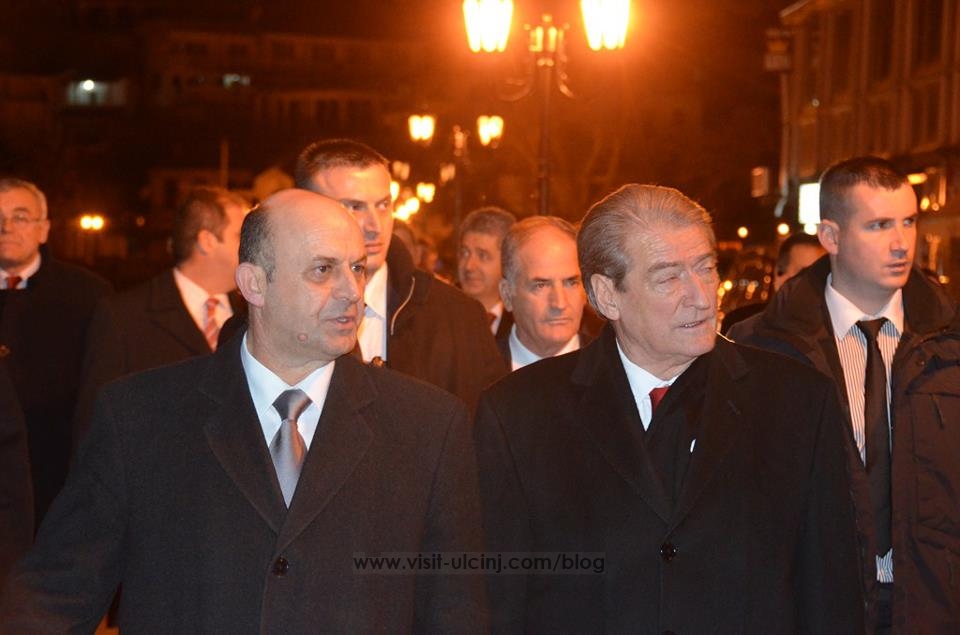 Nazif Cungu - Mayor of the Municipality of Ulcinj - The Prime Minister - Sali Berisha.11