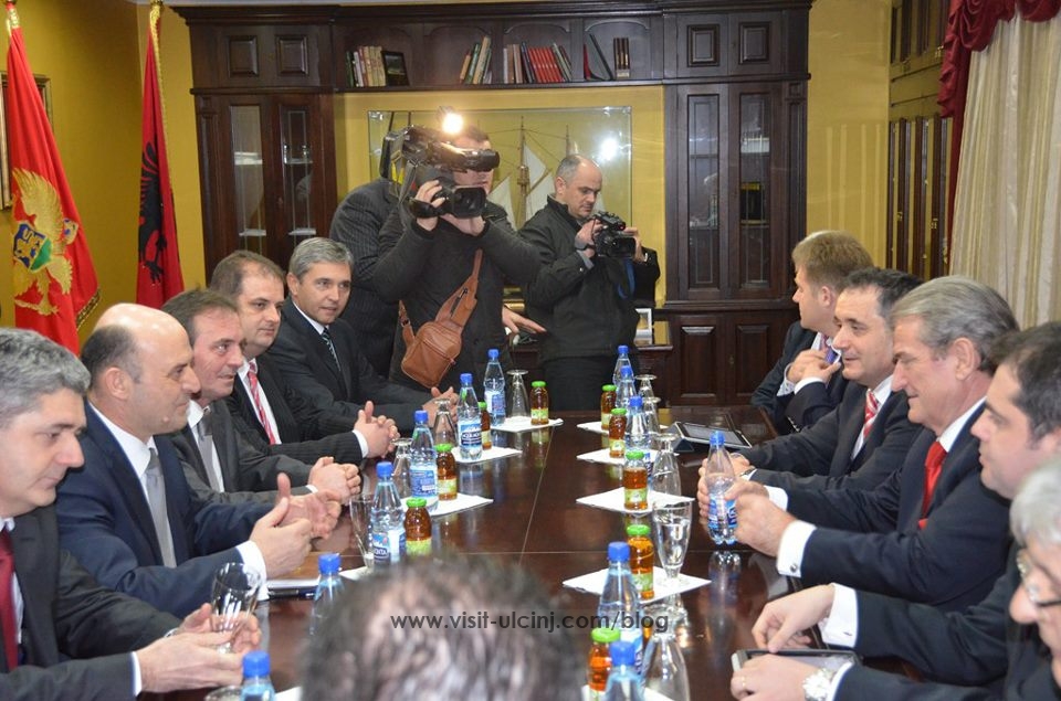 Nazif Cungu - Mayor of the Municipality of Ulcinj - The Prime Minister - Sali Berisha.4