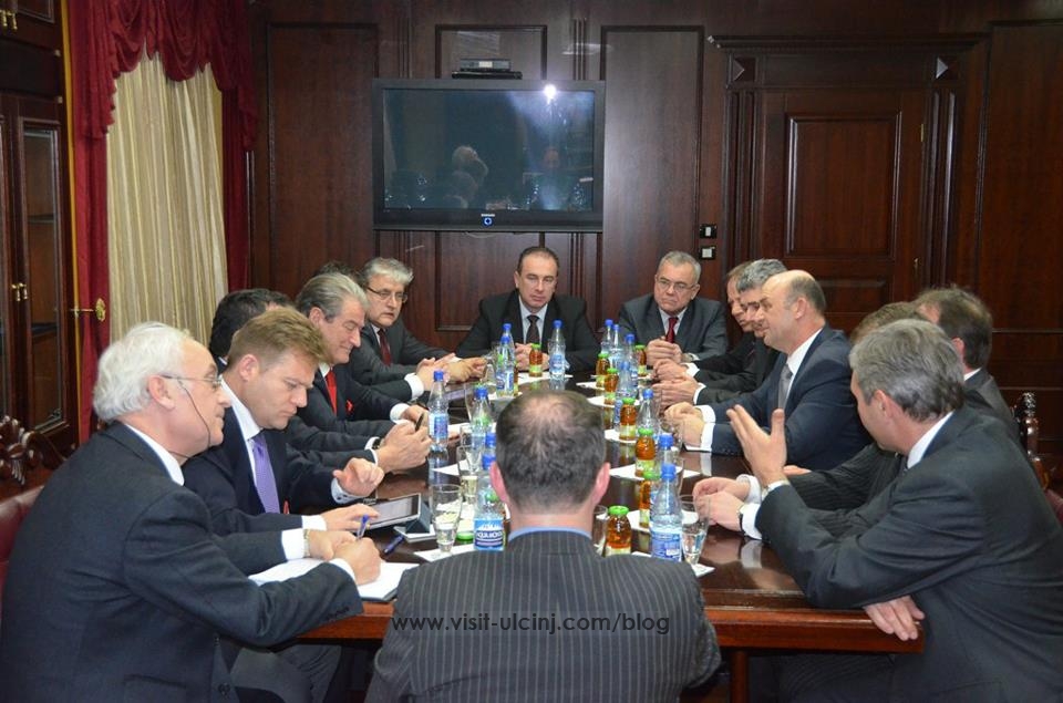Nazif Cungu - Mayor of the Municipality of Ulcinj - The Prime Minister - Sali Berisha