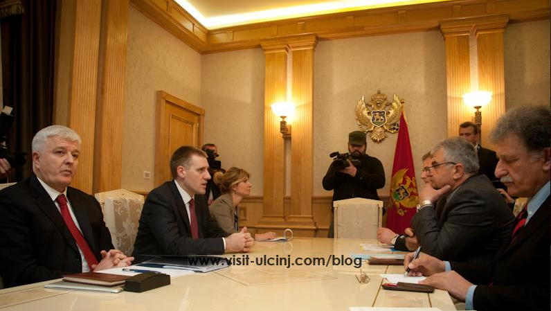 PM Lukšić launches consultations on constitutional amendments with opposition