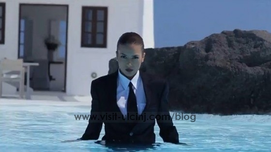 “Afër Dhe Larg”, i Elvana Gjatës nominohet si videoklipi më i mirë në Ballkan