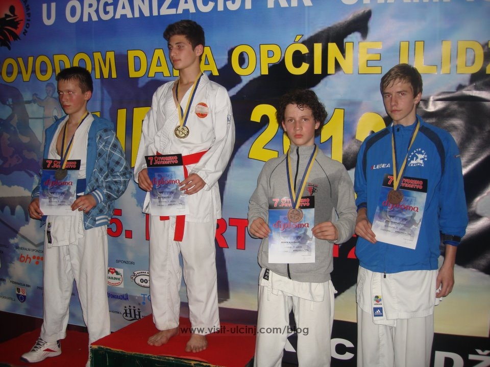 Klubi i karatesë”Champion”ruan supremacinë