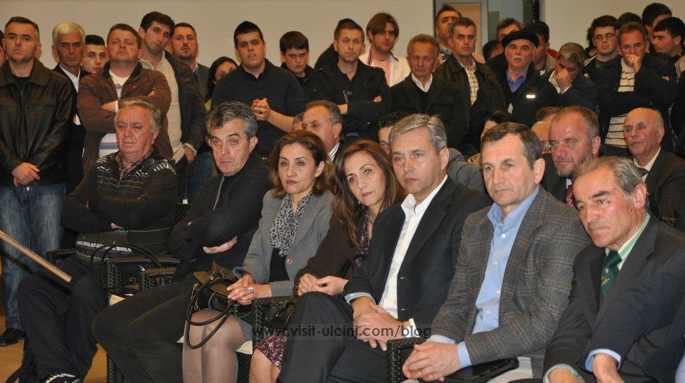 Promovimi i librit - BOJKU NE ANE TE MALIT - Shaqir Ismaili.6