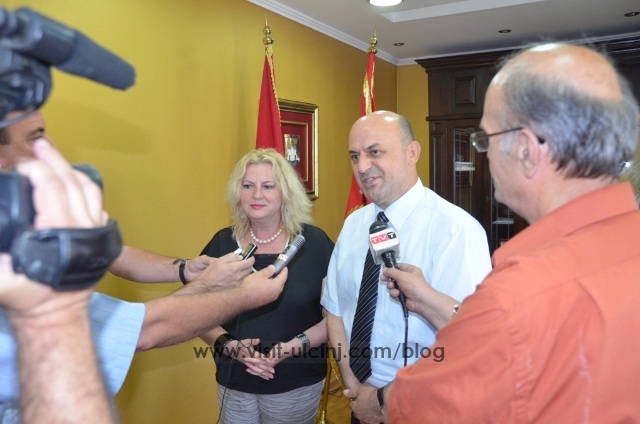 Kryetari Cungu priti Edita Tahirin