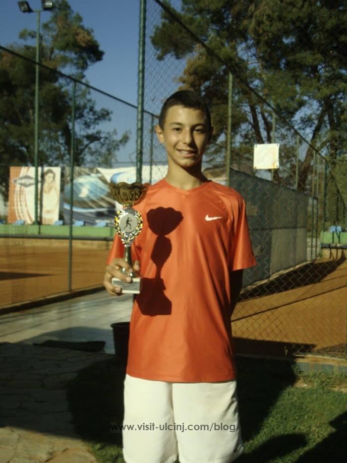 Rrezart Cungu kampion i Malit te Zi.2