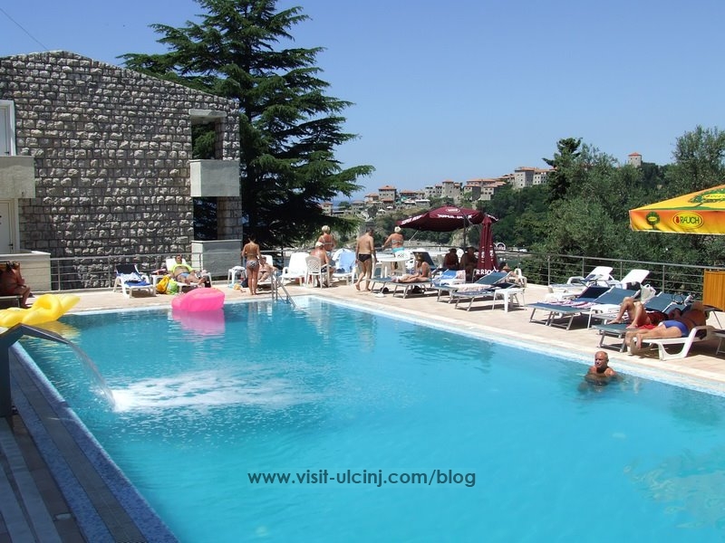 Hotel-Mediteran-Ulcinj_Bazen
