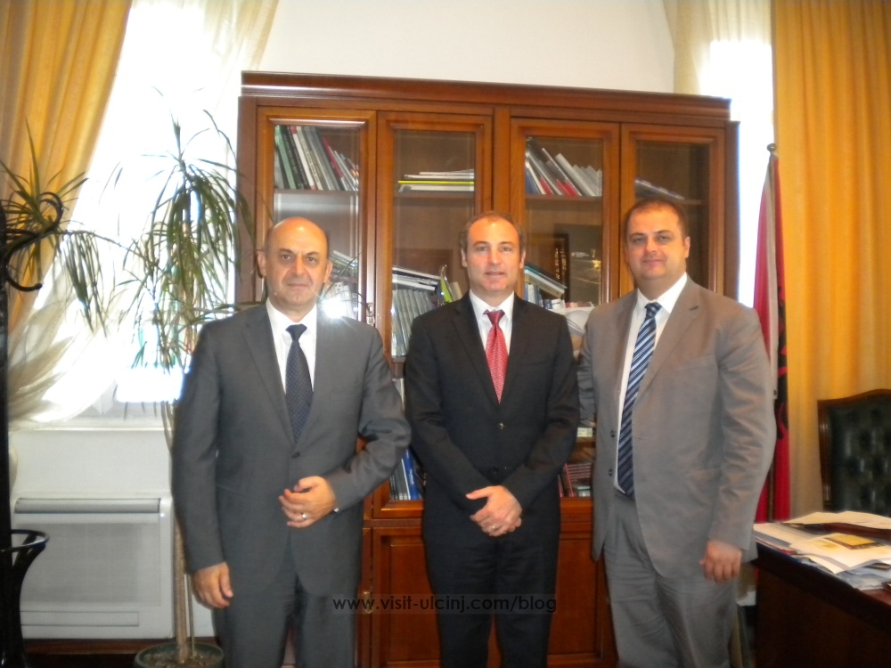 Cungu takohet me Ministrin e turizmit, kultures, rinise dhe sporteve te Shqiperise