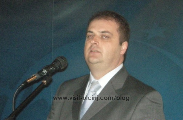 Genci Nimanbegu ocijenio da u crnoj gori ne postoje demokratski uslovi