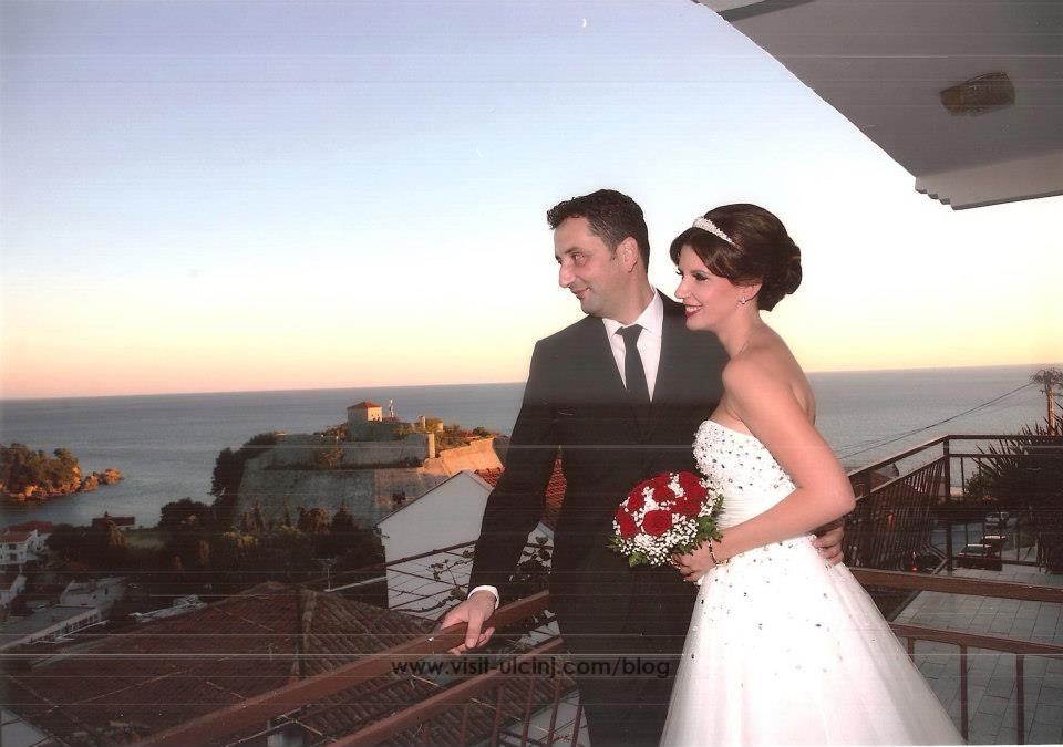 Foto nga martesa e Minir Karamanagës dhe Zuhra Ficit