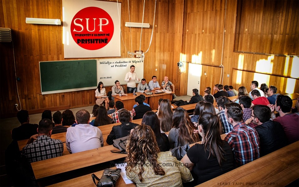Organizohet mbledhje e studenteve te Ulqini ne Prishtine