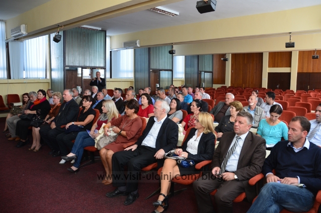 Xhaudet Cakuli priti në takim përfaqësuesit e Sindikatës së Bashkuar të Arsimit, Shkencës dhe Kulturës të Republikës së Kosovës