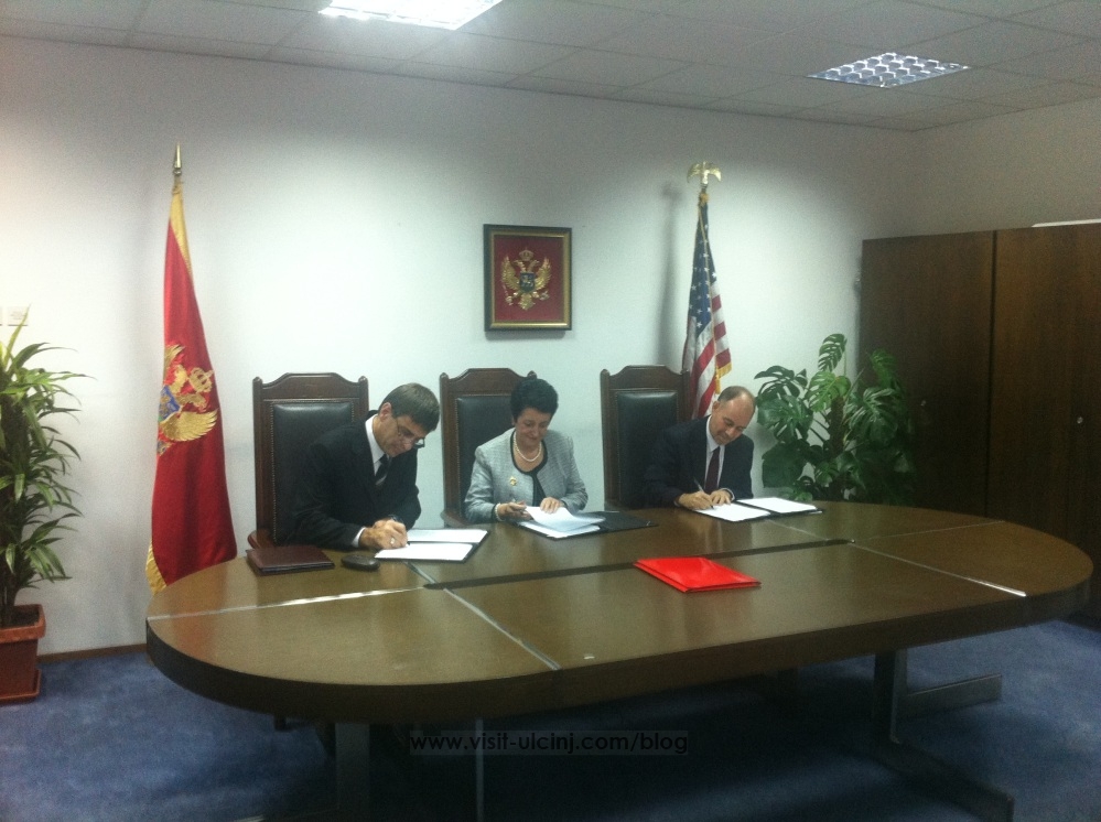 Potpisan Memorandum o razumijevanju izmedju Osnovnog suda u Ulcinju,i Kancelarije USAID-a u Crnu Goru