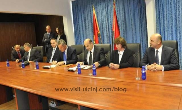 Përfaqësuesit e Koalicionit Mali i Zi Evropian dhe të partive të pakicave nënshkruan sot marrëveshje