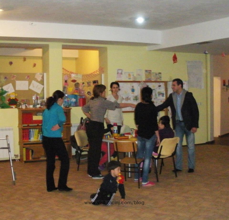 FOM SDP Ulcinj obilježio Međunarodni dan ljudi sa posebnim potrebama + Foto